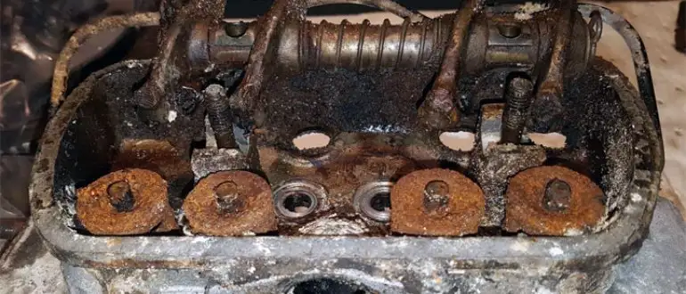 What causes an engine to be seized