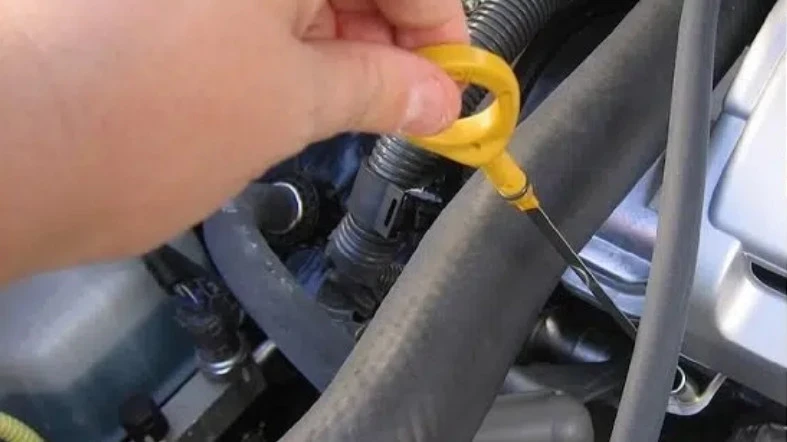 How to Check the Oil Level in Your Car