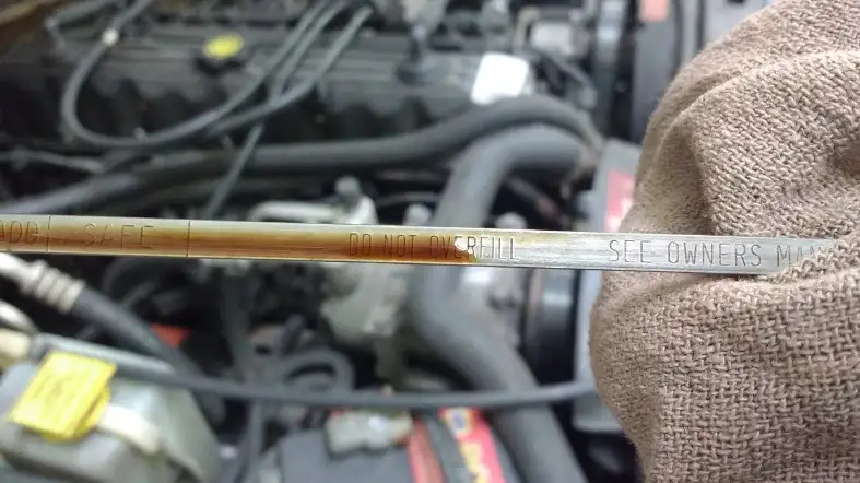 Is It Ok To Slightly Overfill Chevy 350 Engine Oil