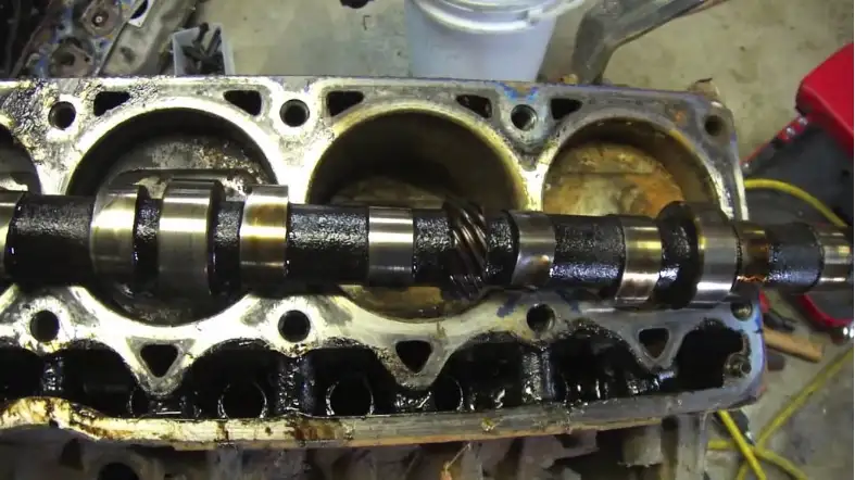 How To Remove Camshaft Without Removing Engine