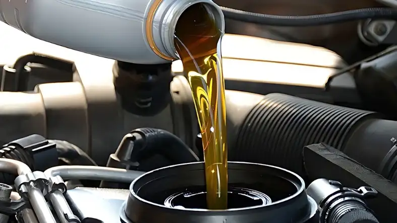 How does the Engine Oil Work in Your Jeep