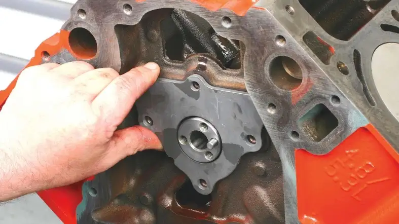 Remove the Camshaft Retainer