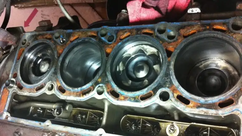 The Pros and Cons of Using Aftermarket Head Gaskets for 6.0 Powerstroke Engines