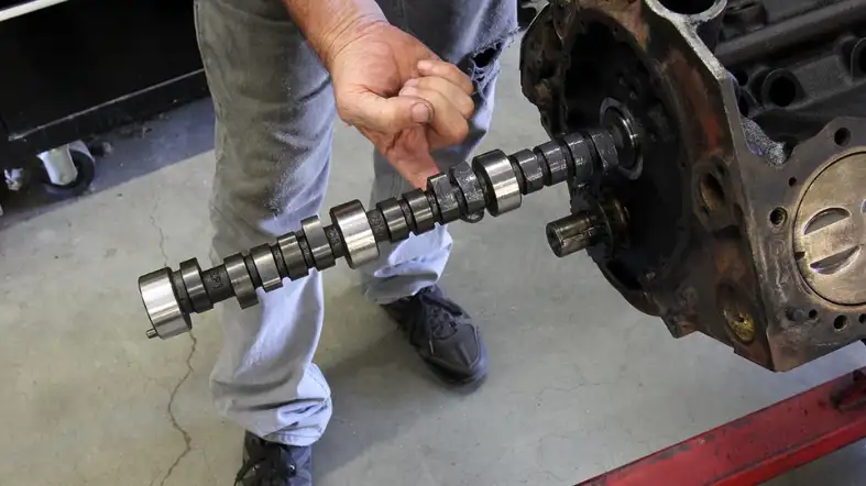 What are the Signs of Flat Tappet Camshaft