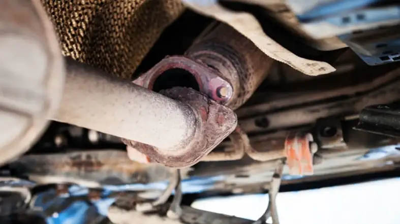 What are the signs of an Exhaust Manifold Leak